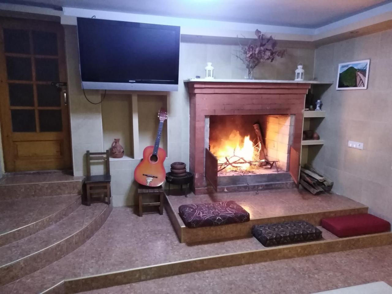 Feola Hostel Kutaiszi Kültér fotó